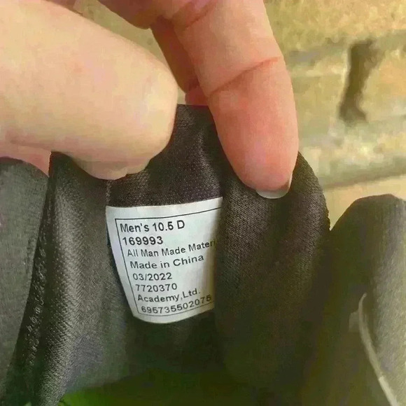 Rawlings Coolflo System Men’s 10.5D Black Baseball/Softball Cleats - Picture 12 of 12